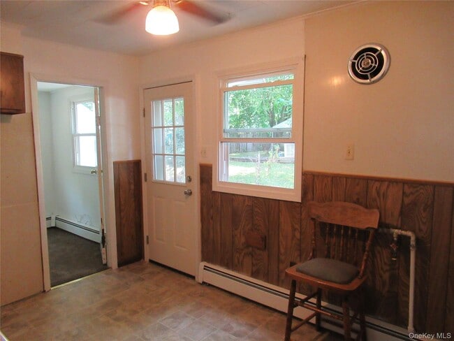 Building Photo - 19 Culvert St