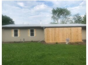 Building Photo - 3512 N Kingsley Dr