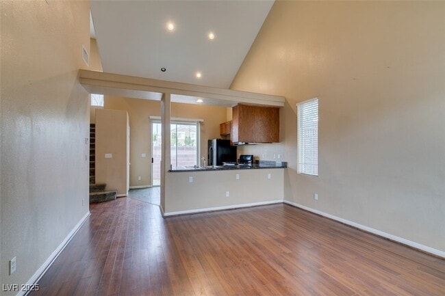 Foto del edificio - 7909 Home Light St