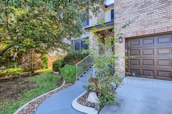 Building Photo - 5411 Wood Glen Dr