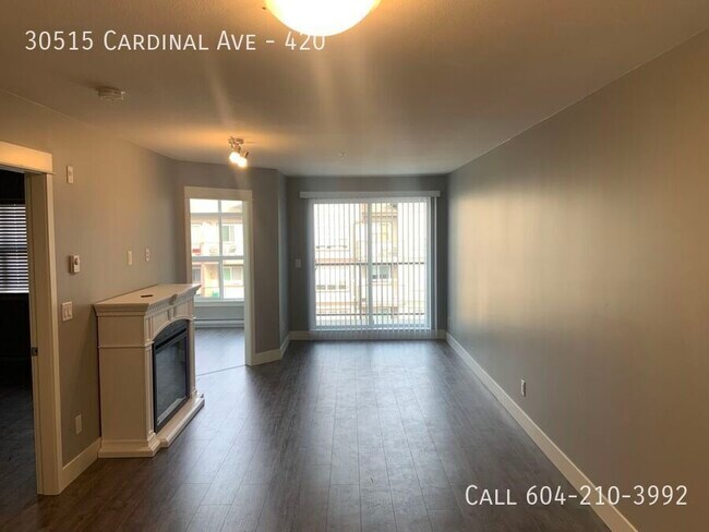 Photo du bâtiment - Top Floor At Tamarind