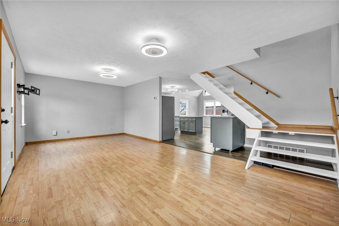 2013 W 19th St Cleveland, OH 44113 – photo 3