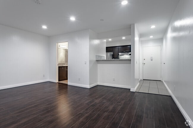 0HAB, 1BA - 400 ft² - N.º 110 - Playa-Jefferson