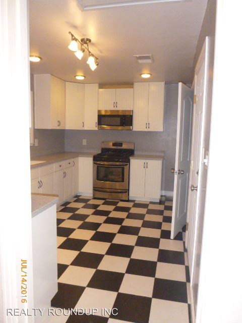 Building Photo - 2809 63rd St