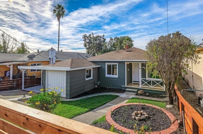 Photo - 24639 Leona Dr House