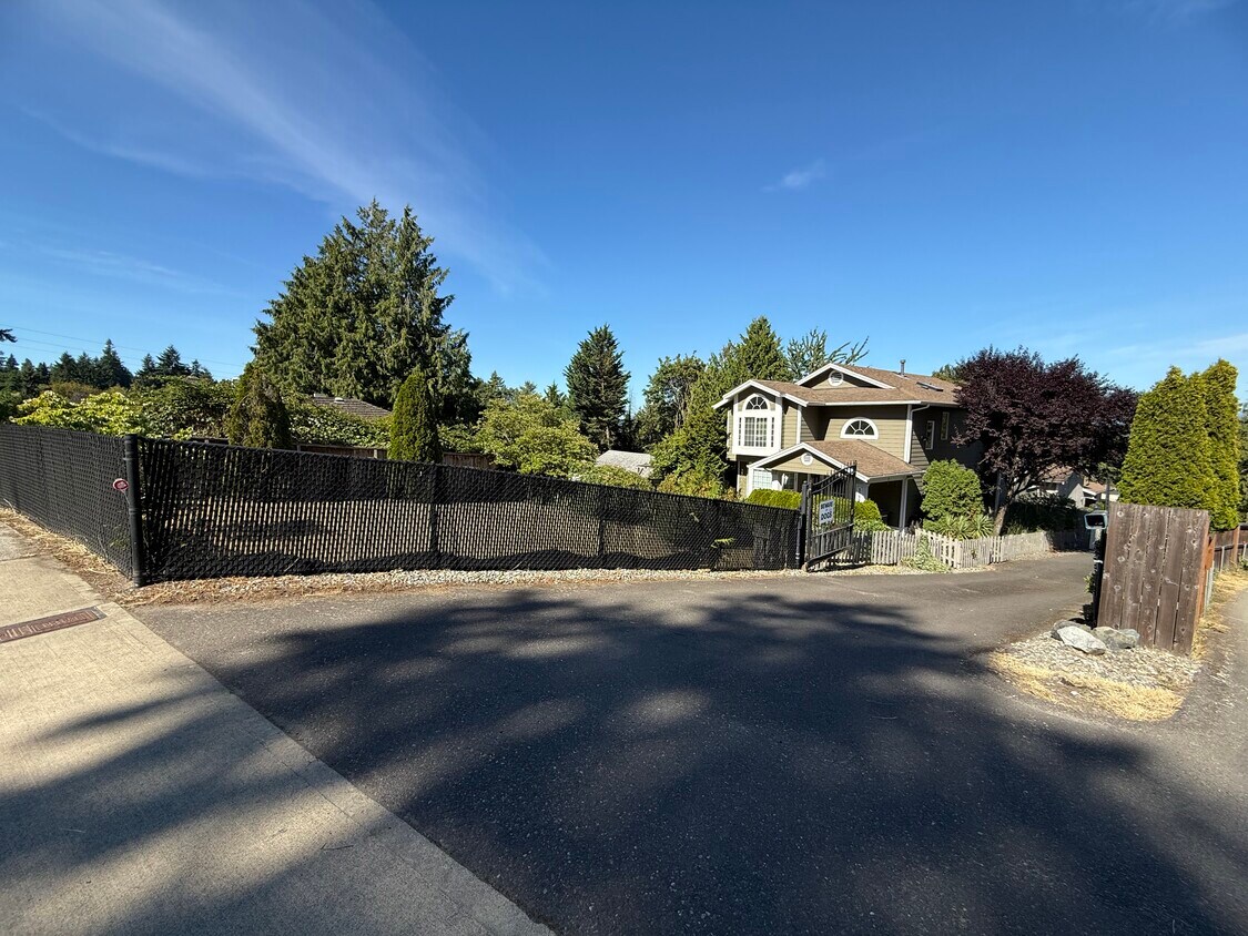 Primary Photo - 17336 Military Rd S