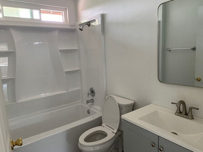 Building Photo - 2915 PARK