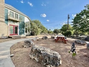 Building Photo - 14254 TX-16