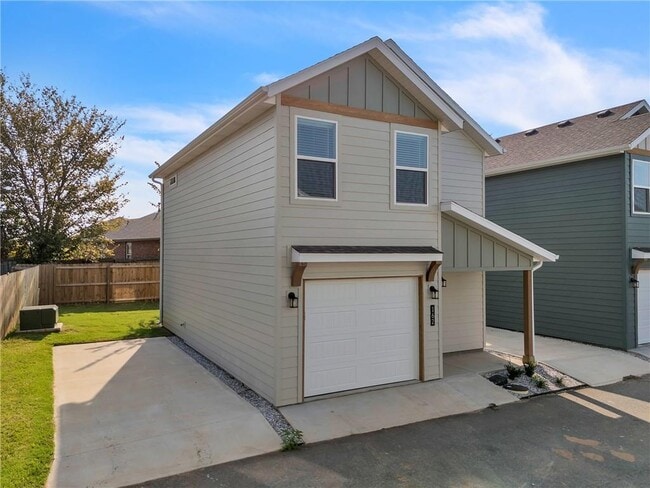 Building Photo - 154 Copper Oaks Dr