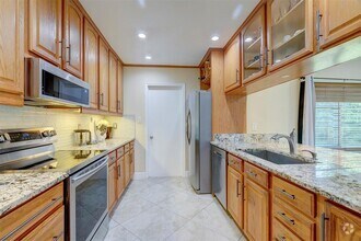 Building Photo - 1386 Fulmar Dr