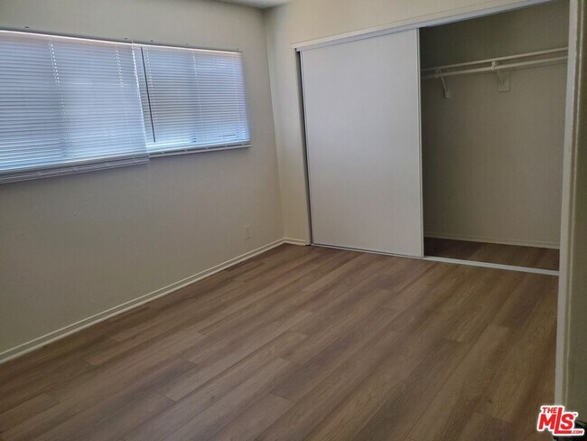 Foto del edificio - 1819 S Gramercy Pl