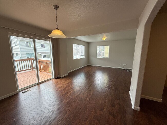 Foto del edificio - 3812 Saddle Ridge Trail