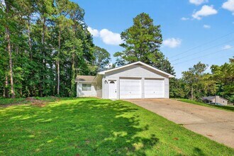 Building Photo - 230 Shiloh Hills Dr NW