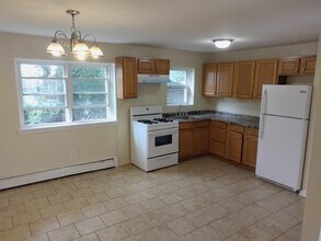 Building Photo - 29-31 Annawan St