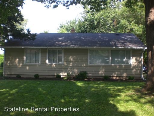 Primary Photo - 127 Warren Ave
