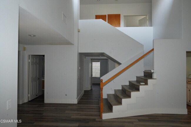 Foto del edificio - 438 Talbert Ave