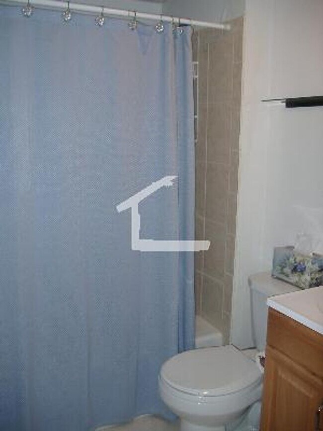 Foto del edificio - Comm Ave 1-Bed Brighton