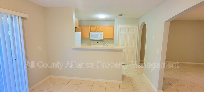 Building Photo - 9932 Ashburn Lake Dr