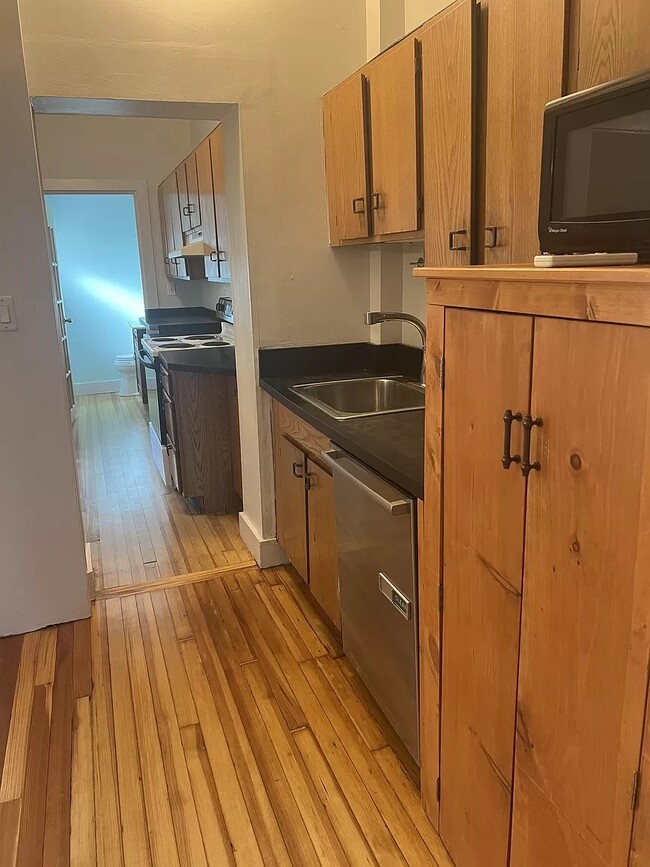 37 Dove St, Albany, NY 12210 Townhome Rentals in Albany NY