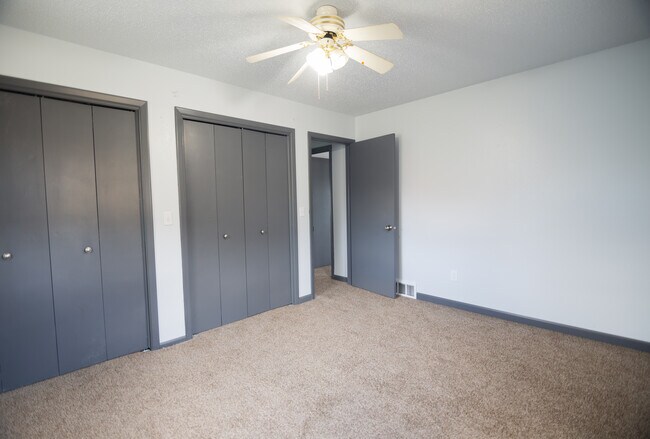 Building Photo - 1731 Augsburg Dr