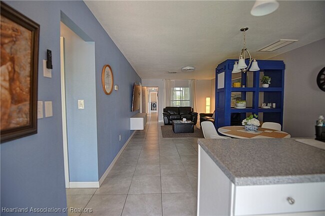 Building Photo - 4702 Mercado Dr