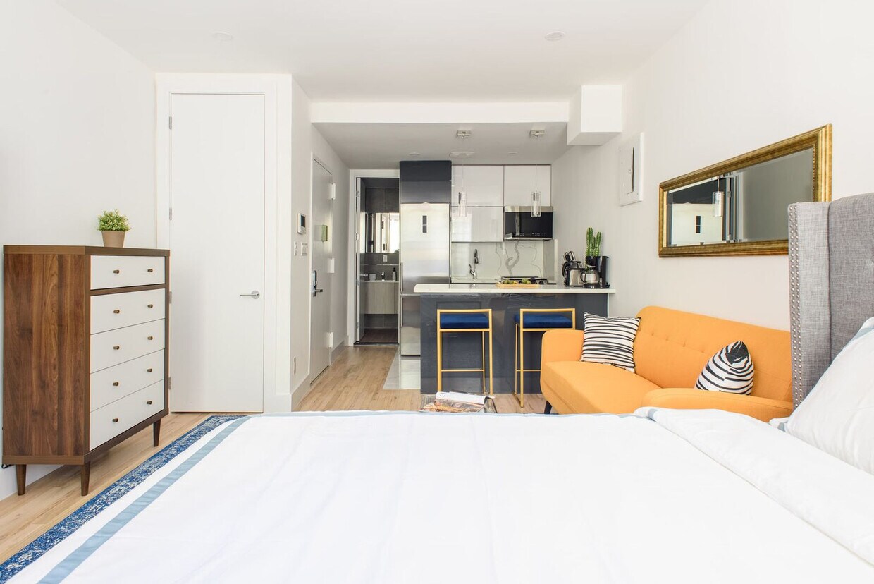 Foto principal - 1597 York Ave
