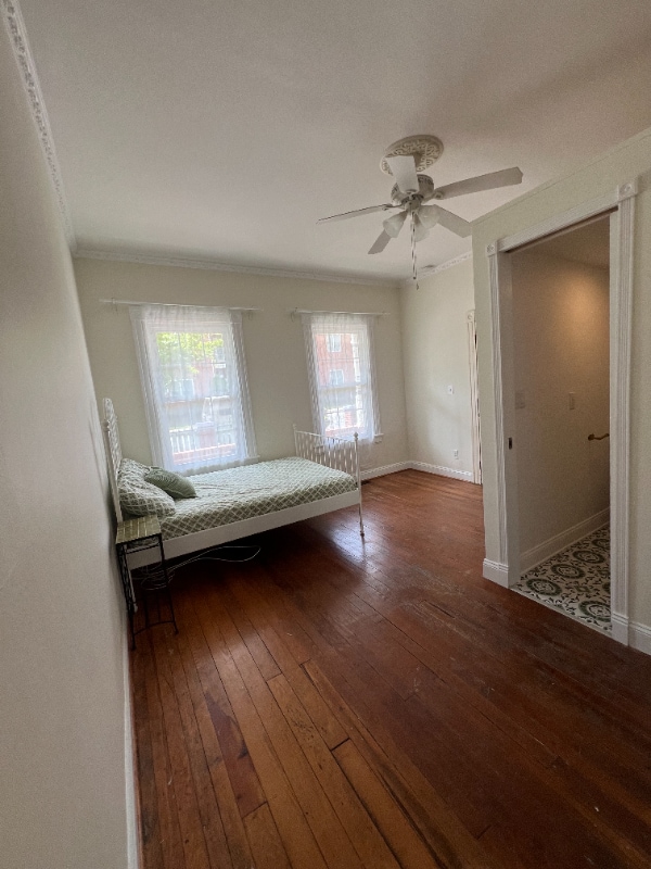 Photo - 2500 Bainbridge St House