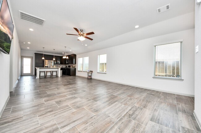 Building Photo - 7971 Tuscan Cypress Dr