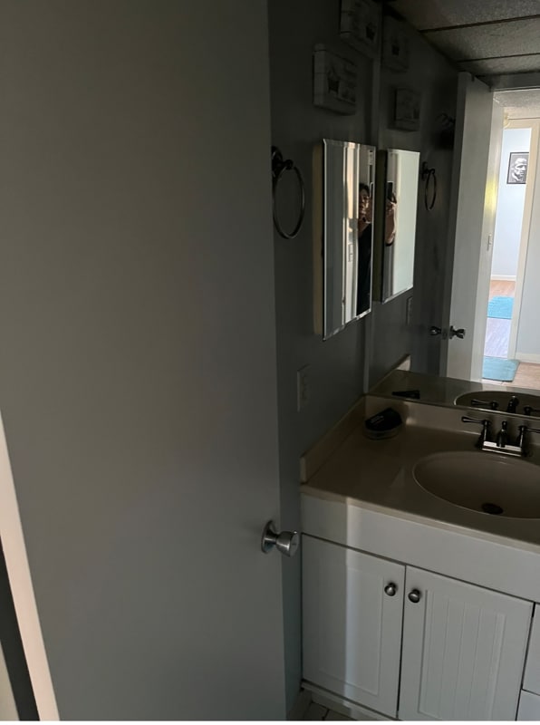 Foto del edificio - 500 Executive Center Dr