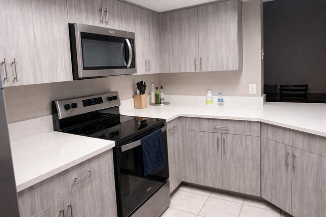 Photo - 5065 Wiles Rd House