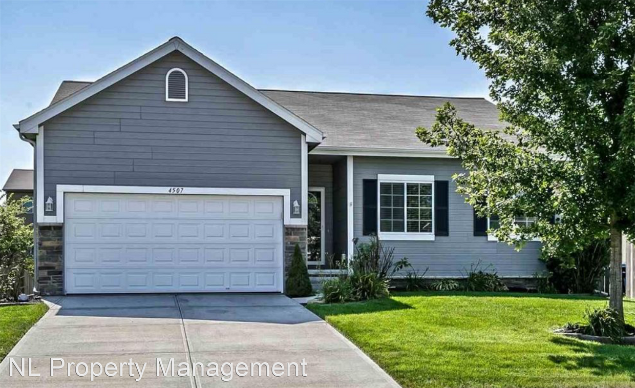 3 br, 2 bath House 4507 Clearwater Drive House for Rent in