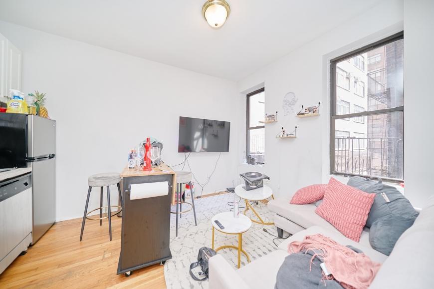 Primary Photo - 2 bedroom in NEW YORK NY 10018