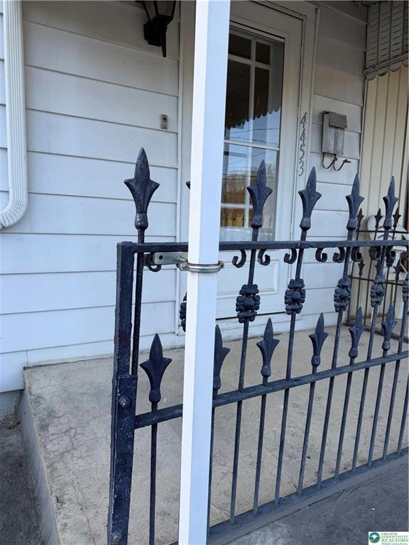 Building Photo - 4453 Main St