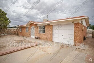 Building Photo - 8548 Arboleda Dr