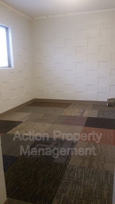 Building Photo - 1509 7th St