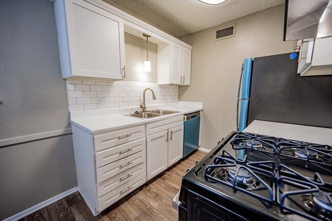 Foto del edificio - Sunrise Pointe