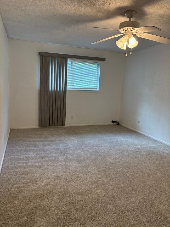 Foto del edificio - 5355 Wonder Dr