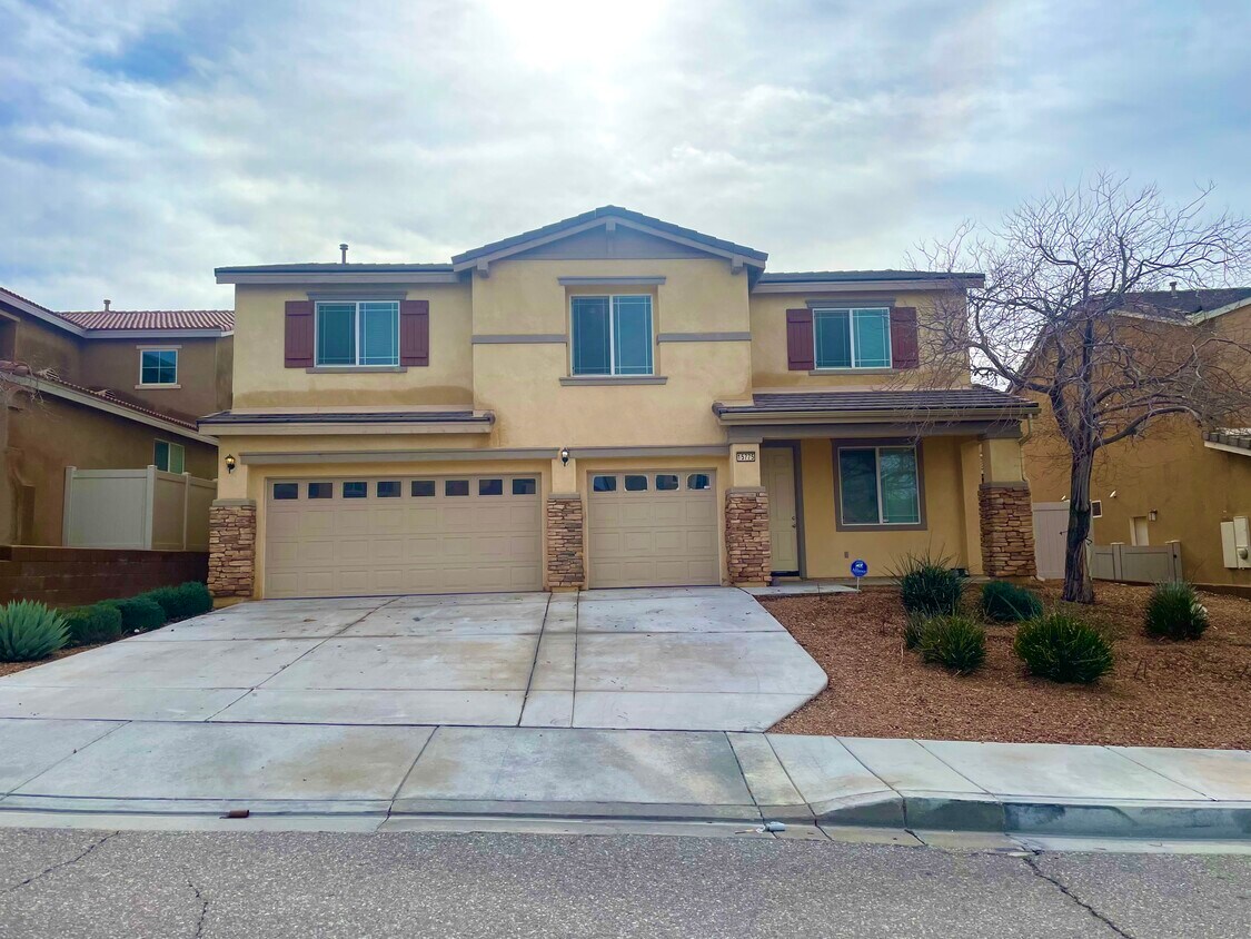 15775 Barrel Cactus Ln, Victorville, CA 92394 House Rental in Victorville, CA