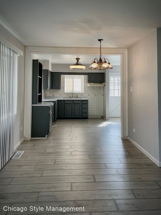 Building Photo - 3 br, 1.5 bath House - 1386 Superior Avenue