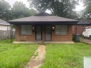 Building Photo - 2861 Nathan Ave