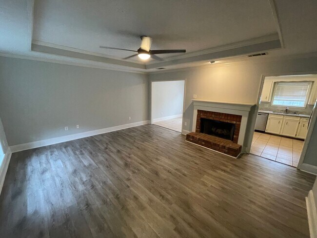 Foto del edificio - 3/2 House for Rent in Brandon 39047