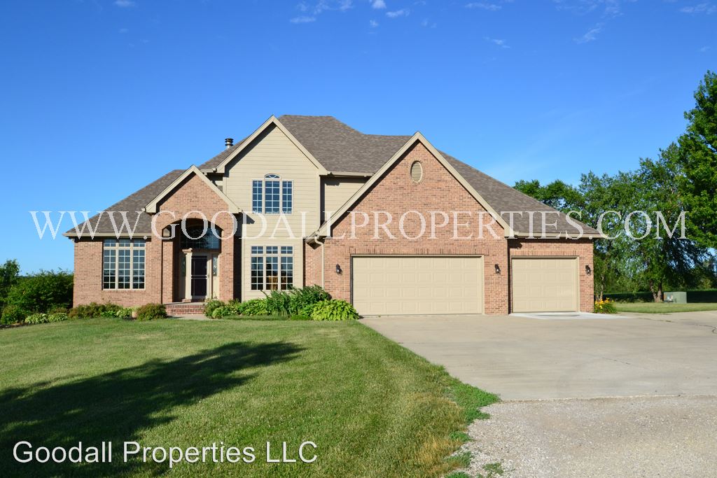 32871 N Ave, Adel, IA 50003 House Rental in Adel, IA