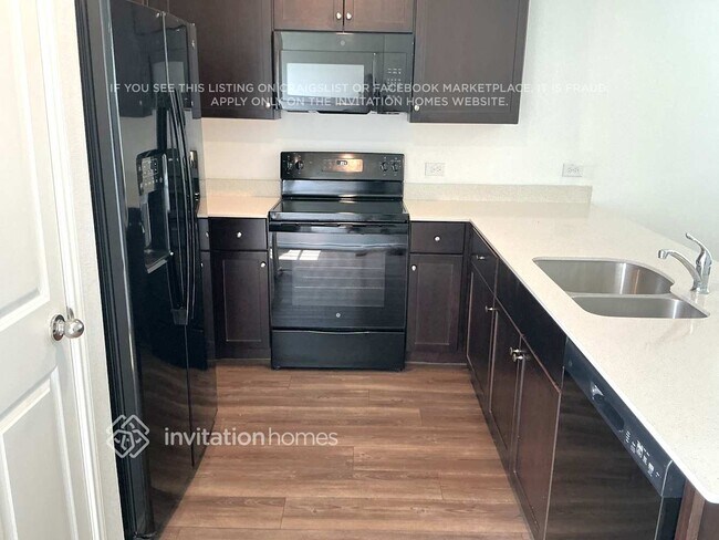Building Photo - 5406 Longshadow Dr