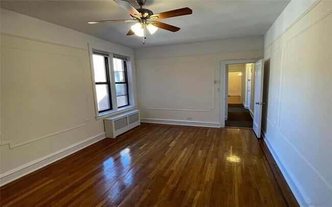 Building Photo - 41-41 41st St