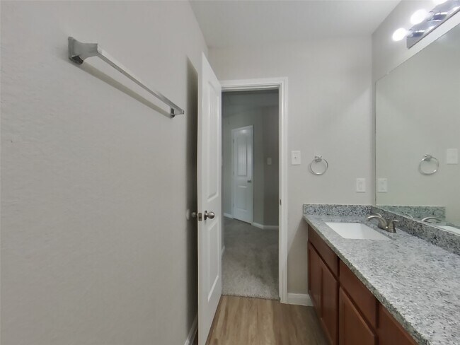 Building Photo - 5727 Manning Crk Trl