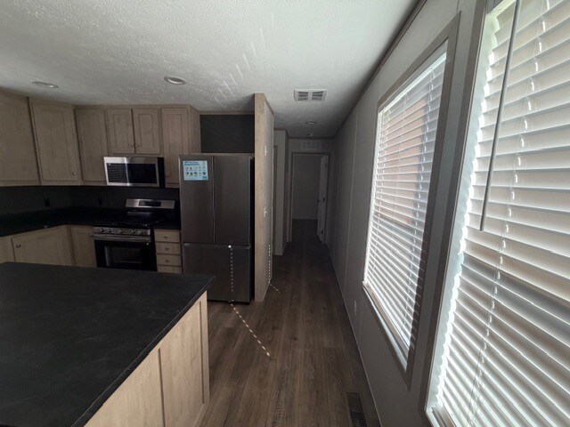 Building Photo - 23432 Winifred Ave