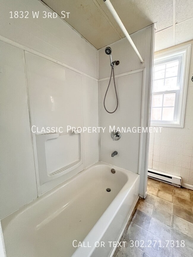 Photo - 1832 W 3rd St Apartment