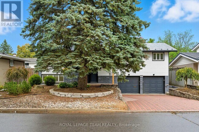 Building Photo - 1856 Playfair Dr