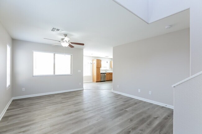 Foto del edificio - 15999 W Moreland St