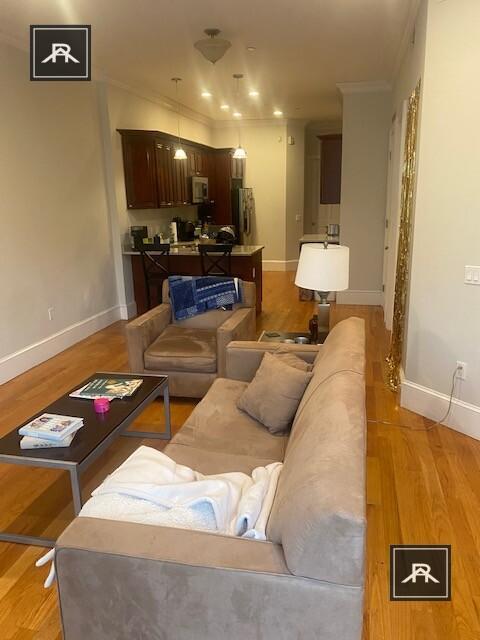 Foto del edificio - 3 bedroom in Brookline MA 02446